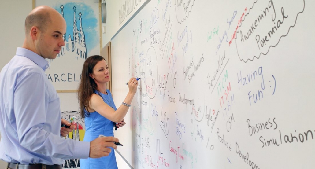 ESCREO Clear Whiteboard Paint